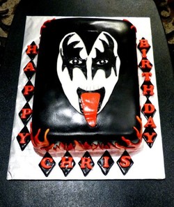 Kiss Birthday Cake, cake by rockinrattie, CakesDecor. 